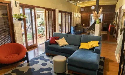 Casa com 3 quartos à venda na Rua Capão da Canoa, 354, Ipanema, Porto Alegre