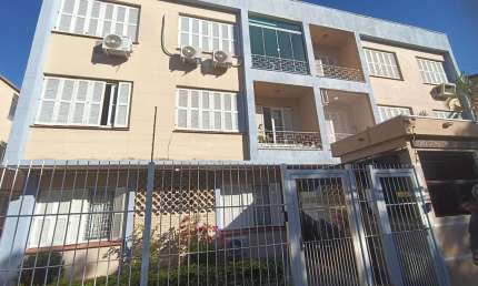 Apartamento 02 dormitórios sem garagem e sem elevador no bairro Cristo Redentor