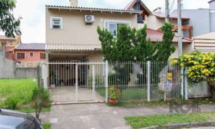 Casa com 2 quartos à venda na Rua Guatambu, 280, Hípica, Porto Alegre