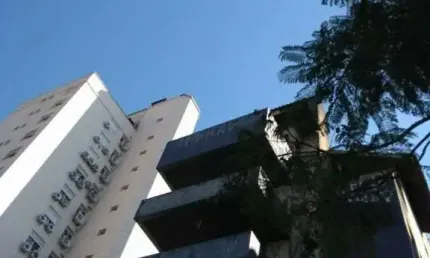 Terreno à venda na Rua General Couto de Magalhães, 858, São João, Porto Alegre