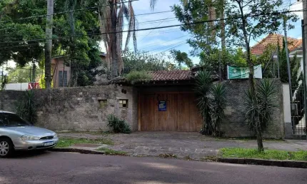 Casa com 4 quartos à venda na Avenida Belém, 68, Teresópolis, Porto Alegre