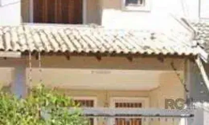 Sobrado 2 dormitórios à venda Vila Nova Porto Alegre/RS