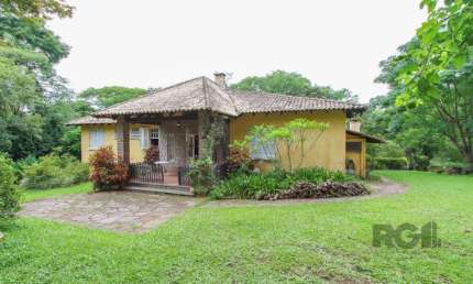 Casa com 3 quartos, suite em terreno com 7.320m² - Belem Velho