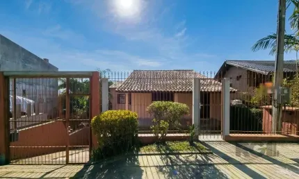 Casa com 3 quartos à venda na Rua Jair de Moura Calixto, 40, Ipanema, Porto Alegre