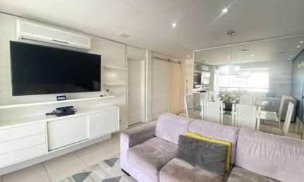 Apartamento com 3 quartos, 2 vagas e 100.7m² - Rua Botafogo - Menino Deus, Porto