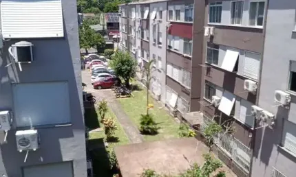 Apartamento um dormitório ensolarado e em ótima localização.