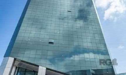 ferece 42m² de área privativa com vista para o Jockey Club e Pontal Shopping.