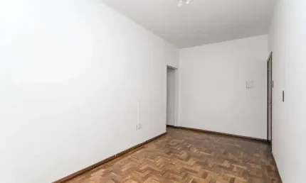 Apartamento 02 dormitórios térreo no bairro rio branco