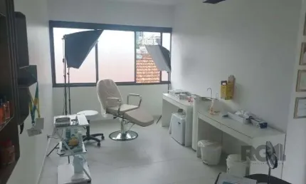 Sala comercial à venda na Rua Vinte e Quatro de Outubro, 1600, Auxiliadora, Porto Alegre