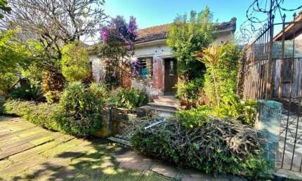 Casa com 6 quartos à venda na Rua Gomes Jardim, 678, Santana, Porto Alegre