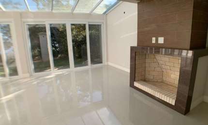 Casa Condominio para Venda - 343m², 3 dormitórios, sendo 3 suites, 2 vagas - Tri