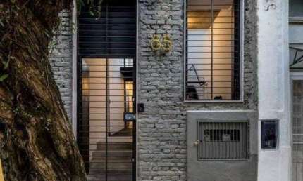 Prédio Comercial de Design Contemporâneo na Rua Coronel Fernando Machado, no Cen