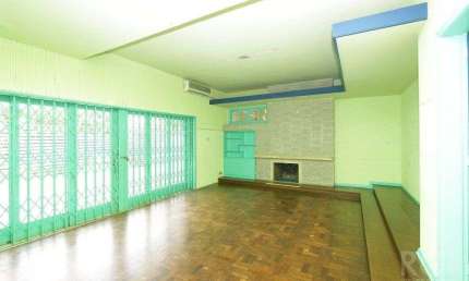 Casa 5 dormitórios à venda Rio Branco Porto Alegre/RS