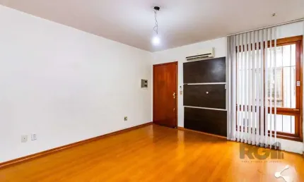 Apartamento com 2 dormitórios e 1 vaga de garagem escriturada  no bairro rio bra