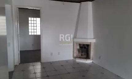 Casa para Venda - 91m², 3 dormitórios, 3 vagas - Jardim Ypu