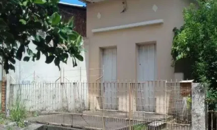 Casa para Venda - 250m², 3 dormitórios, Santo Antonio
