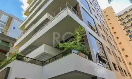 Apartamento para Venda - 303m², 4 dormitórios, sendo 4 suites, 4 vagas - Bela Vi