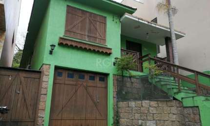 Casa para Venda - 170m², 3 dormitórios, 3 vagas - Nonoai, Porto Alegre