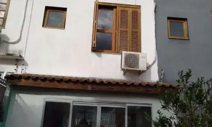 Casa para Venda - 100.45m², 4 dormitórios, sendo 2 suites, Guarujá, Porto Alegre