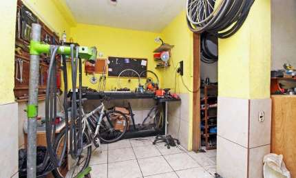 Casa para Venda - 85m², 2 dormitórios, 1 vaga - Cidade Baixa