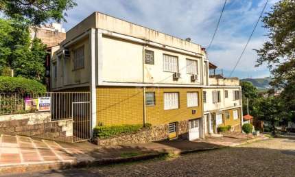 Apartamento para Venda - 61.47m², 2 dormitórios, 1 vaga - Petrópolis