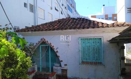 Casa para Venda - 792m², 3 dormitórios, 1 vaga - Rio Branco