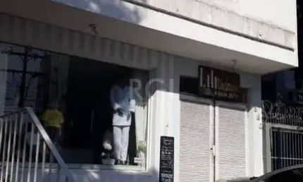 Casa para Venda - 250m², 4 dormitórios, sendo 1 suites, 3 vagas - Menino Deus