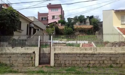 Terreno à venda na Rua Teófilo Otoni, 53, Partenon, Porto Alegre