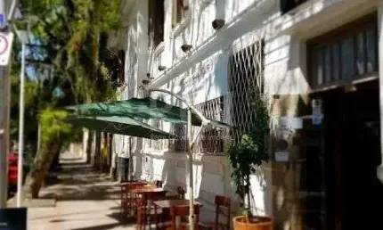 Casa comercial à venda na Rua São Carlos, 545, Floresta, Porto Alegre