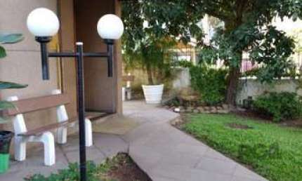 Apartamento de 130 m2,com 3 dormitórios e suíte, no bairro Jardim Botânico.