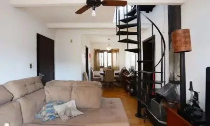 Vende-se ampla cobertura 3 quartos com vaga, lareira e churrasqueira - 175m² - A