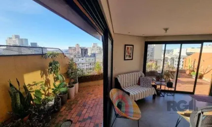 Cobertura 2 dormitórios à venda Centro Histórico Porto Alegre/RS