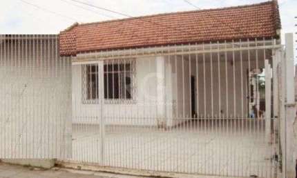 Casa para Venda - 150m², 3 dormitórios, 2 vagas - Glória
