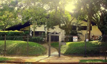 Casa para Venda - 523.36m², 6 dormitórios, sendo 2 suites, 2 vagas - Vila Concei