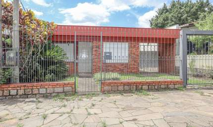 Casa à venda no bairro Morro Santana em Porto Alegre/RS