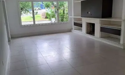 Casa com 3 quartos à venda na Rua Indianápolis, 332, Três Figueiras, Porto Alegre