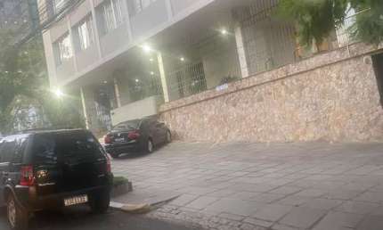Apartamento com 4 quartos à venda na Rua Ramiro Barcelos, 1314, Bom Fim, Porto Alegre
