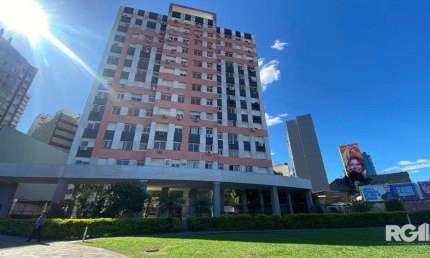 APTO 2 DORM MOBILIADO COM GAR. ED. PORT.ELEV. - CENTRO HISTÓRICO