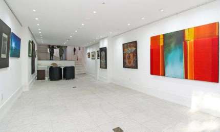 Casa 4 dormitórios à venda Moinhos de Vento Porto Alegre/RS