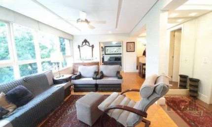 APARTAMENTO 3 DORMITÓRIOS, SENDO 1 SUÍTE MASTER, NO BAIRRO MOINHOS DE VENTO EM P