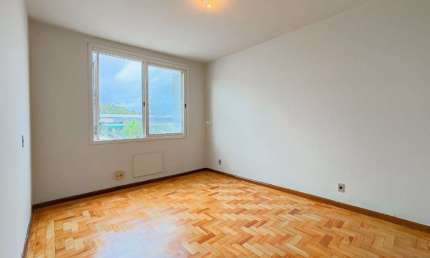 Apartamento 2 Quartos, 58m² no bairro Vila Ipiranga – Ótima Localização !