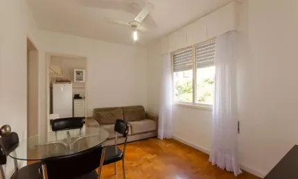 Condomínio Edifício das Nações Apartamento de 2 Dormitórios no Bairro Petrópolis