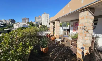 Cobertura 2 dormitórios à venda Moinhos de Vento Porto Alegre/RS
