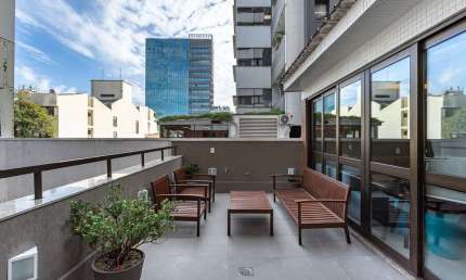 Apartamento Garden 3 Dorms (2 Suítes), 181m², 2 Vagas – Auxiliadora, POA