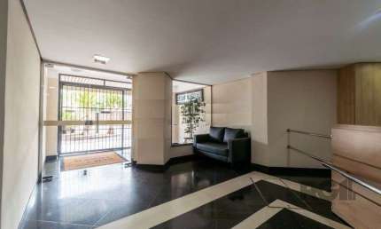 Sala comercial, com  2 garagens no, 11º andar no bairro Centro Histórico- Porto