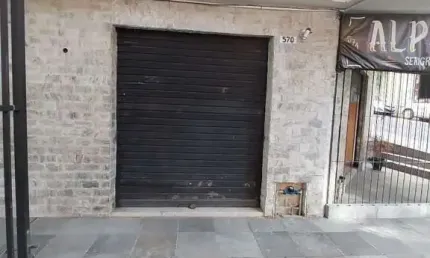 Loja na Demétrio Ribeiro, Centro Histórico, preço atrativo.