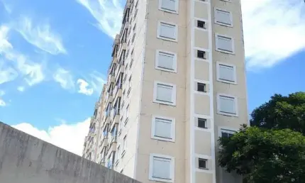 Apartamento dois dormitórios com vaga para um carro escriturada e coberta