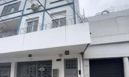Apartamento de 2 Dormitórios na Av. Azenha - Ótima Oportunidade