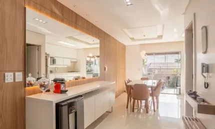 Deslumbrante casa 3 suítes, 4 banh, 2 vagas cobertas, guarujá poa rs