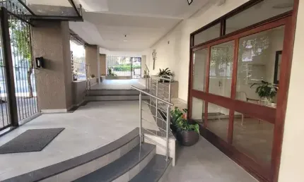 Apartamento com 1 dormitório COM ELEVADOR no Bairro São João